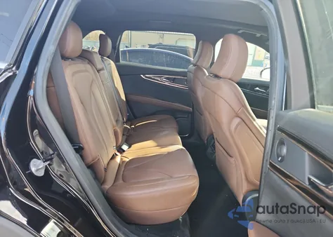 2022 Lincoln Nautilus Reserve z USA, uszkodzony, nr VIN 2LMPJ8K9XNBL11558